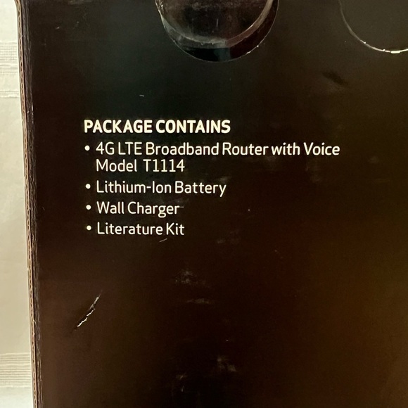 Verizon Novatel 4Gβ LTE Broadband Wireless Router with Voice Model T1114 EUC - Picture 11 of 13